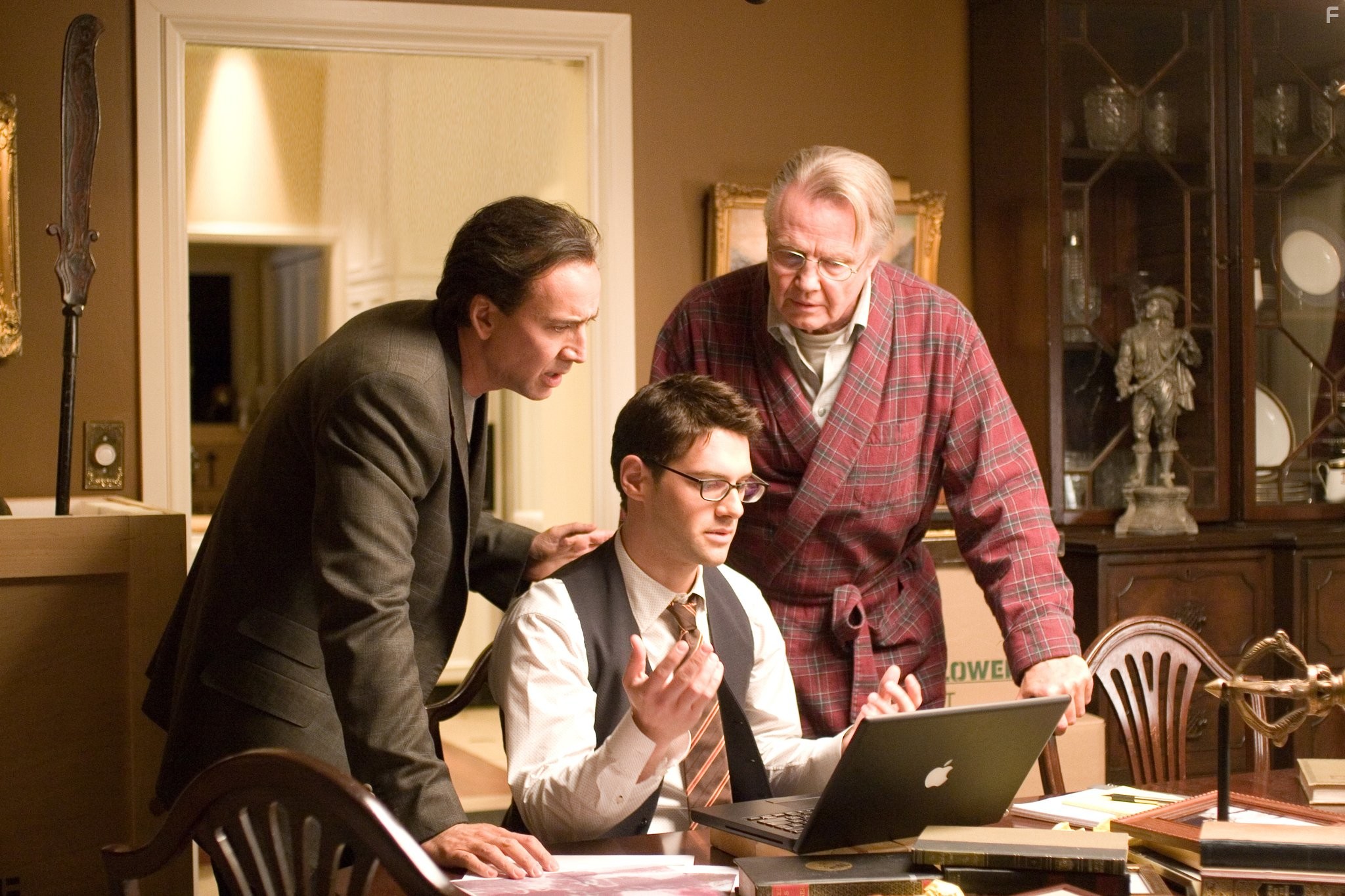 Nicolas Cage, Jon Voight, and Justin Bartha in Сокровище нации: Книга Тайн (2007)