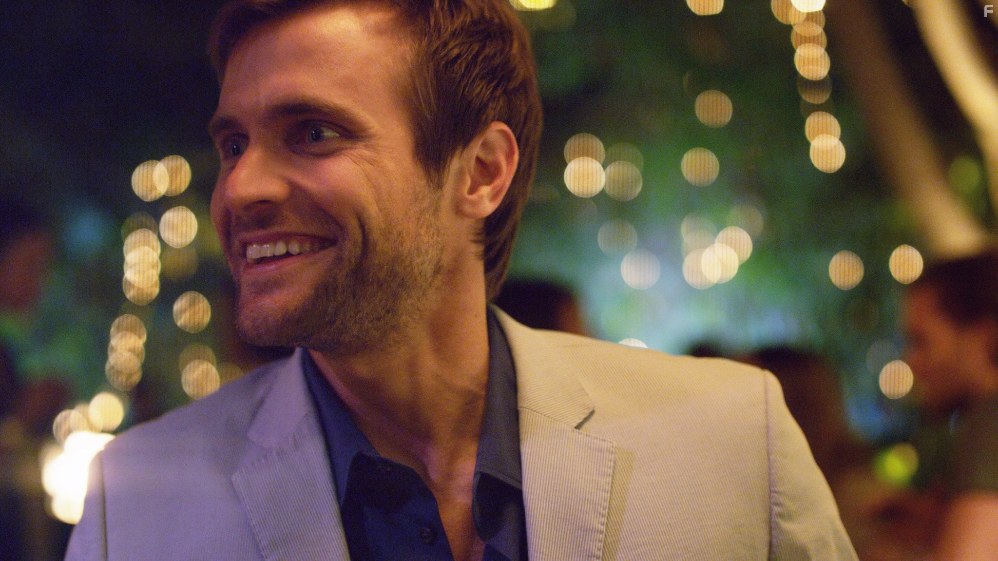 Neil Hopkins in Скайлайн (2010)