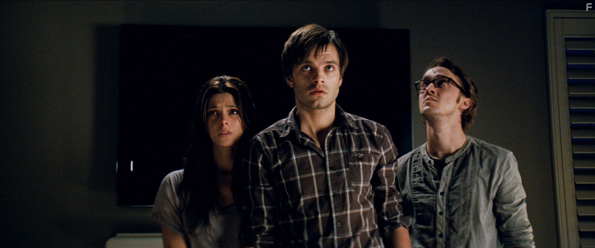 Tom Felton, Sebastian Stan, and Ashley Greene in Явление (2012)