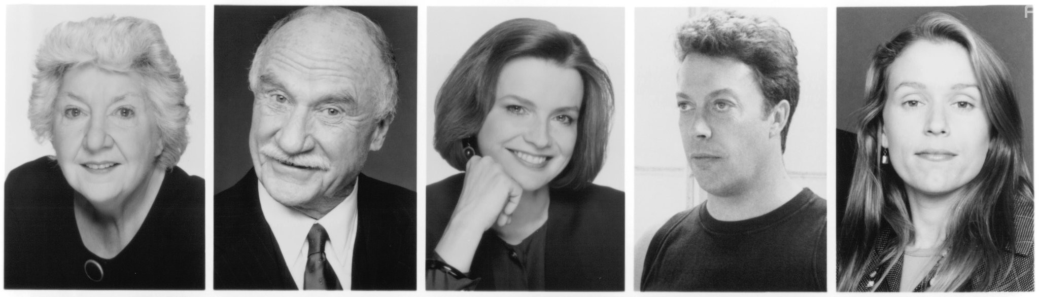 Tim Curry, Frances McDormand, Blair Brown, Maureen Stapleton, and Jack Warden in Passed Away (1992)