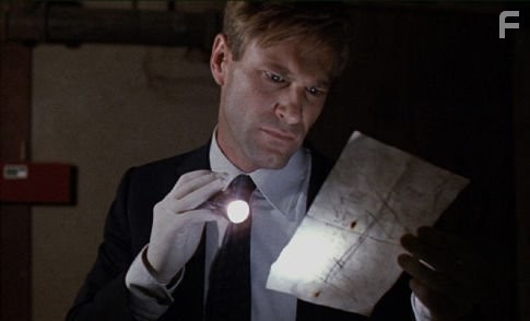 Aaron Eckhart in Охотник на убийц (2004)