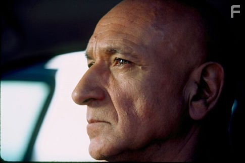 Ben Kingsley in Охотник на убийц (2004)