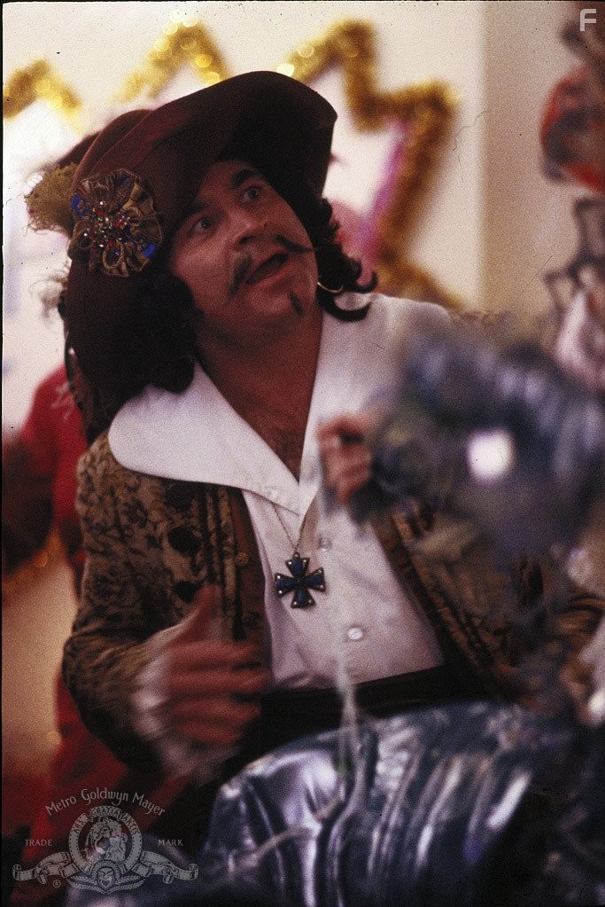 Bob Hoskins in Русалки (1990)