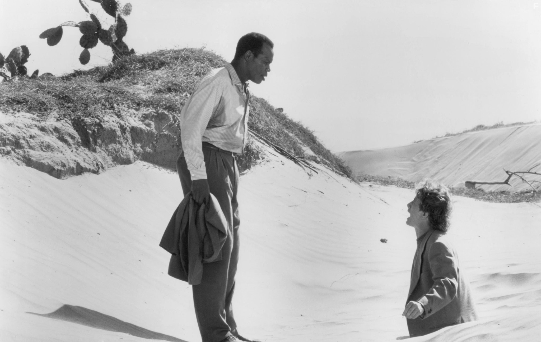 Danny Glover and Martin Short in Невезучие (1991)