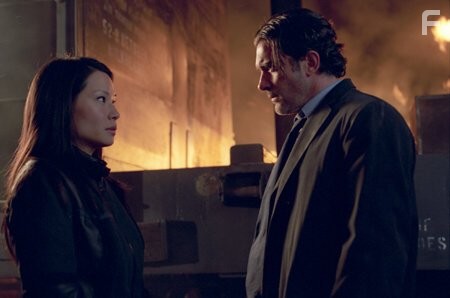 Antonio Banderas and Lucy Liu in Баллистика: Экс против Сивер (2002)