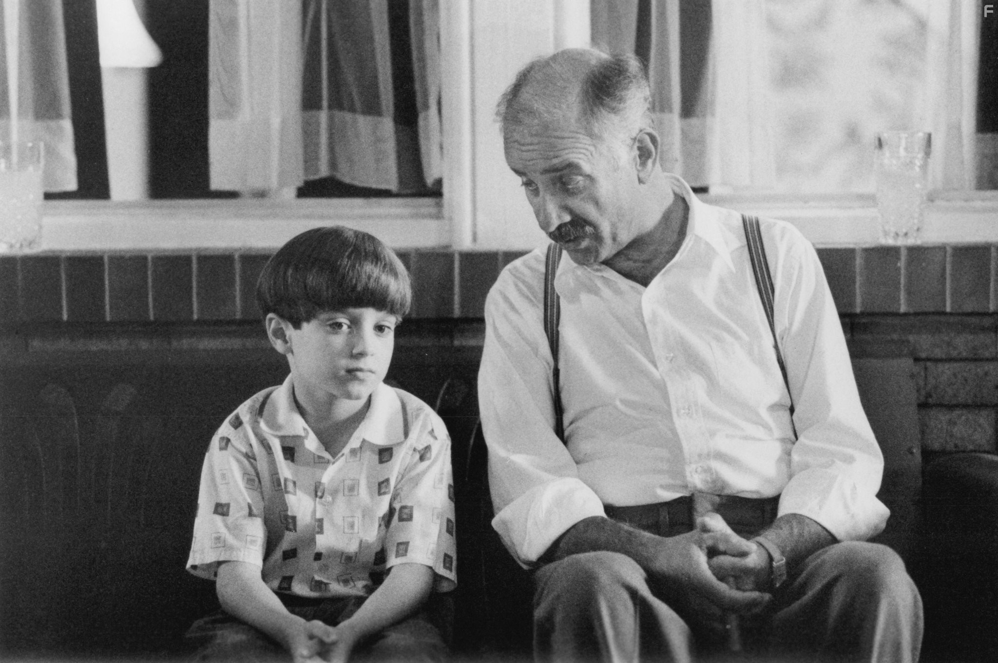 Armin Mueller-Stahl in Авалон (1990)