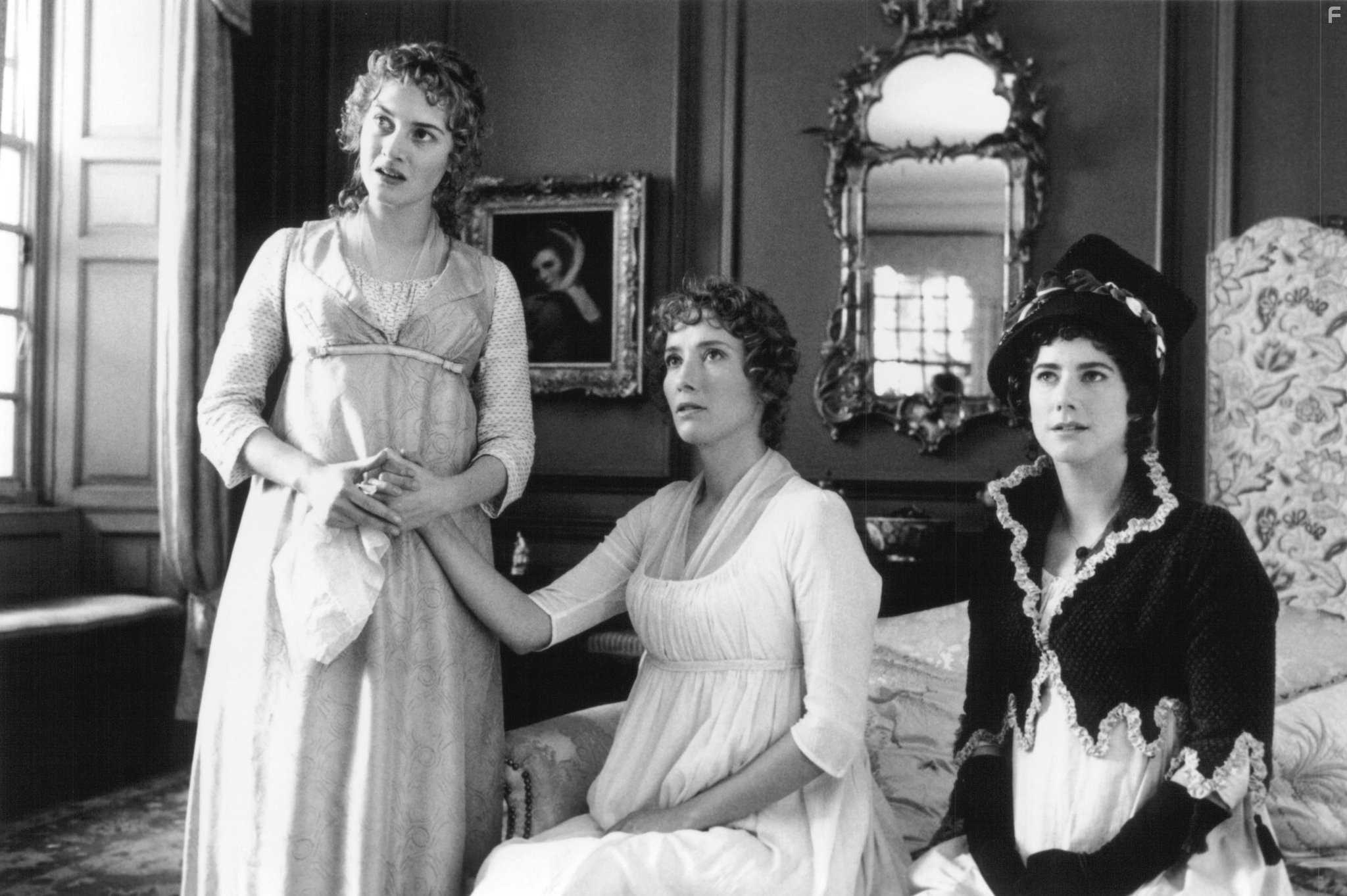 Emma Thompson, Kate Winslet, and Imogen Stubbs in Разум и чувства (1995)