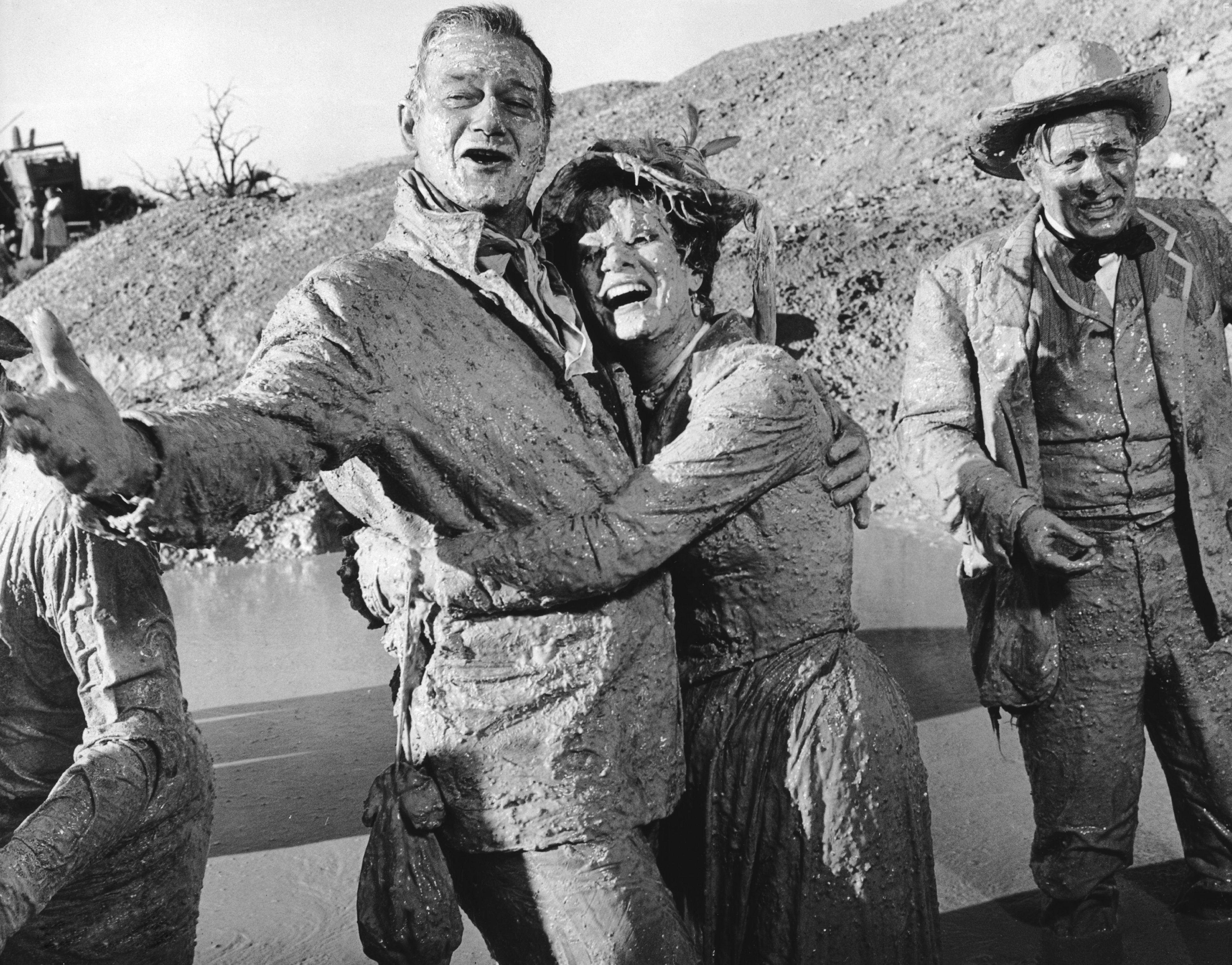 Maureen O'Hara, John Wayne, and Strother Martin in МакЛинток! (1963)