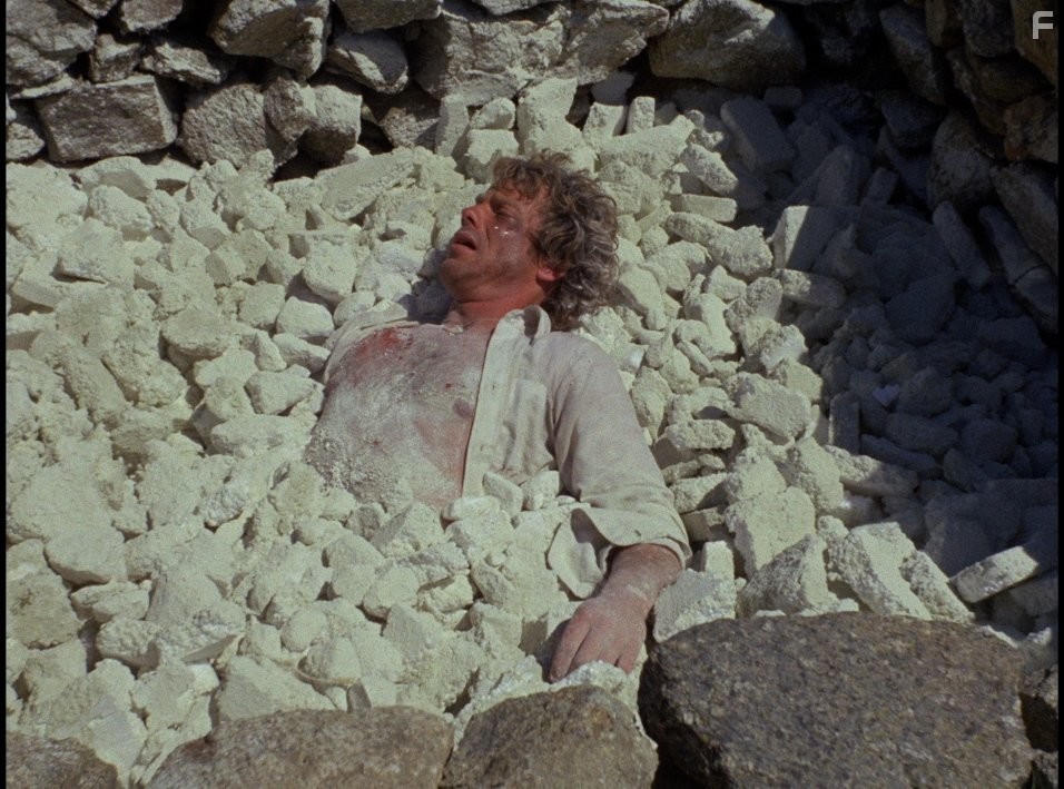 Robert Behling in Остров смерти (1976)