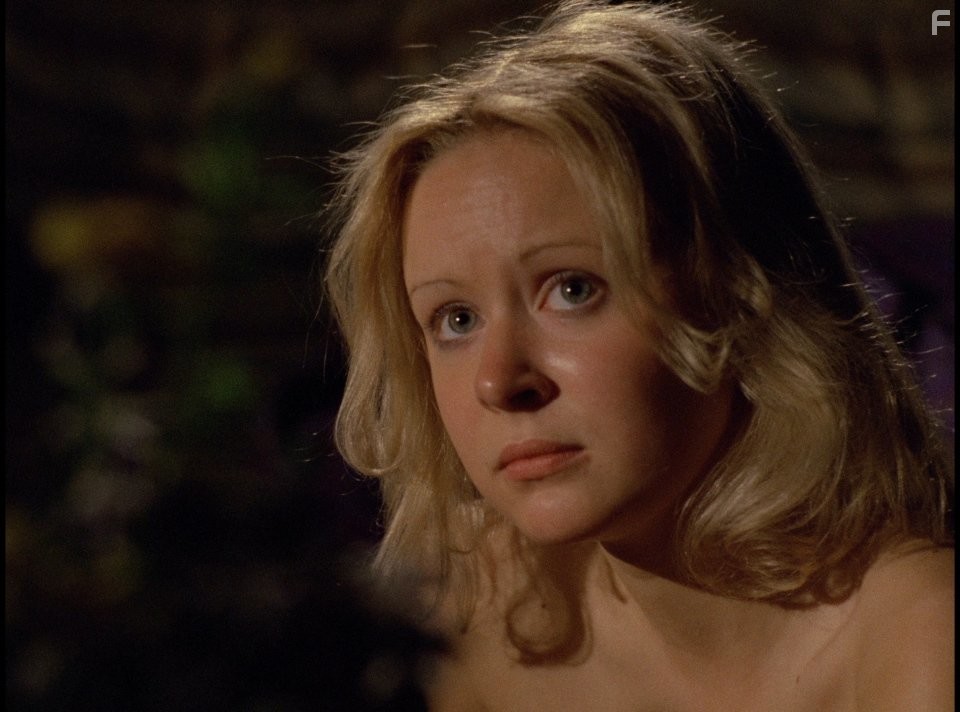 Jane Lyle in Остров смерти (1976)