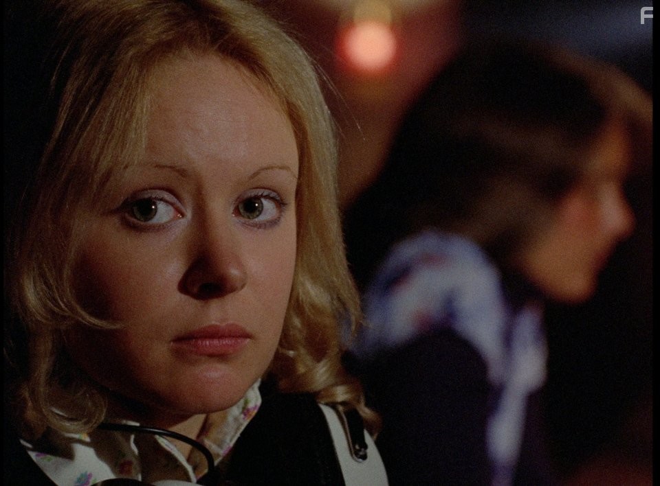 Jane Lyle in Остров смерти (1976)