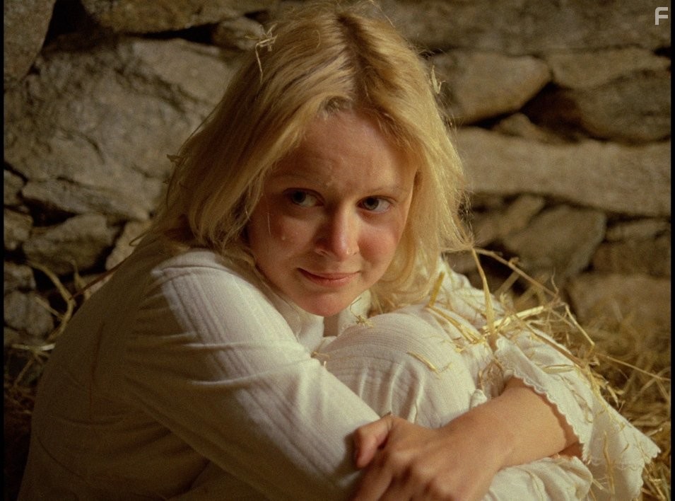 Jane Lyle in Остров смерти (1976)