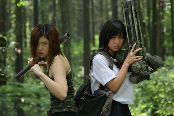 Asami and Minase Yashiro in Kataude mashin gru (2008)