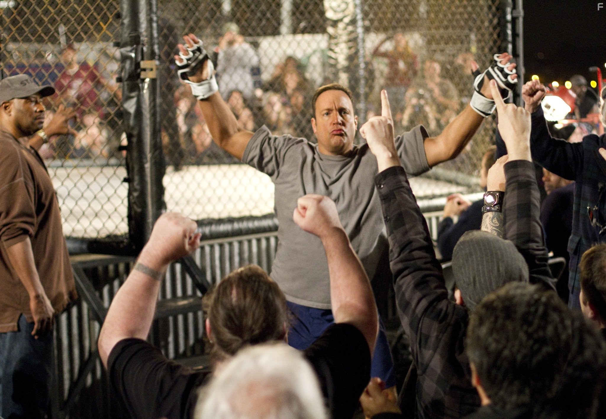 Kevin James in Толстяк на ринге (2012)