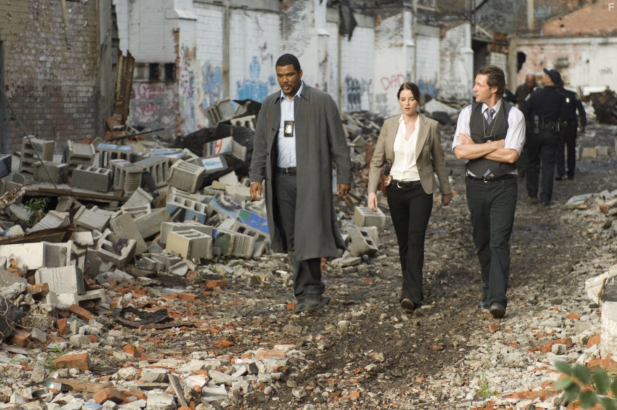 Edward Burns, Rachel Nichols, and Tyler Perry in Я, Алекс Кросс (2012)