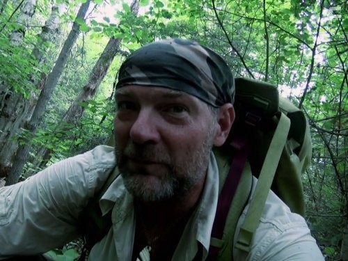 Les Stroud in Наука выживать (2004)
