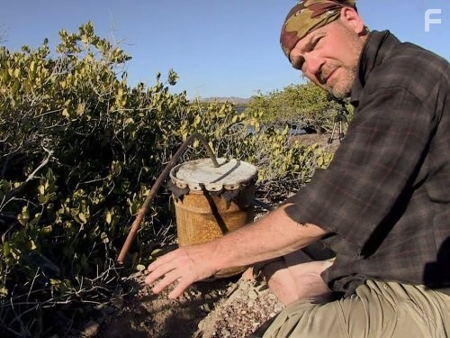 Les Stroud in Наука выживать (2004)