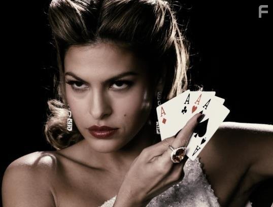 Eva Mendes in Мститель (2008)