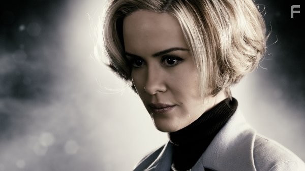 Sarah Paulson in Мститель (2008)