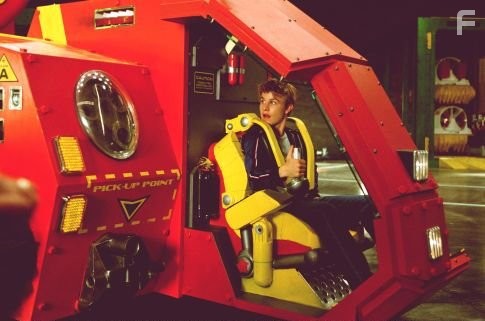 Предвестники бури (2004)