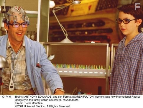 Anthony Edwards and Soren Fulton in Предвестники бури (2004)