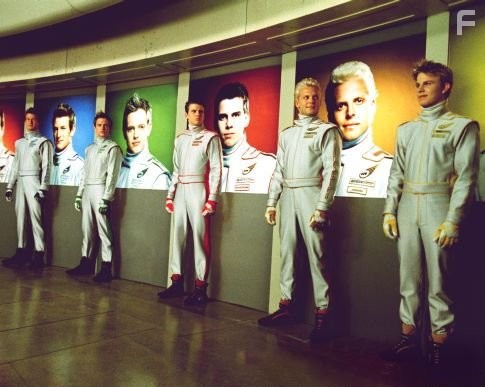 Lex Shrapnel, Philip Winchester, Brady Corbet, Dominic Colenso, and Ben Torgersen in Предвестники бури (2004)