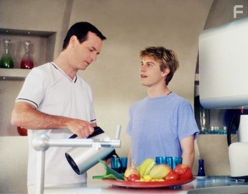 Bill Paxton and Brady Corbet in Предвестники бури (2004)