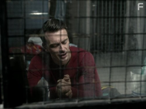 Joseph Gilgun in Плохие (2009)