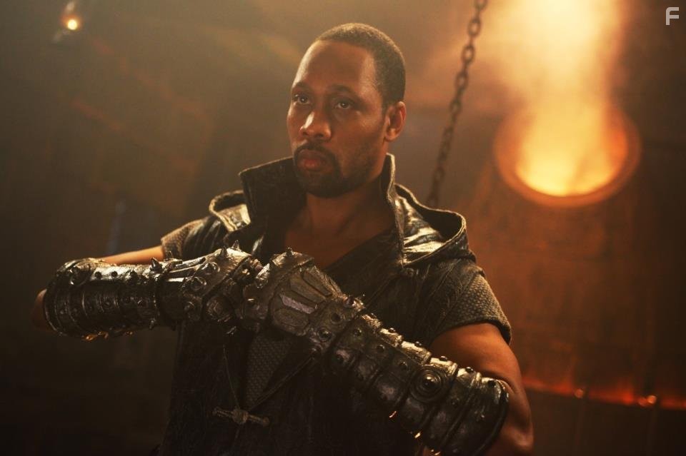 RZA in Железный кулак (2012)