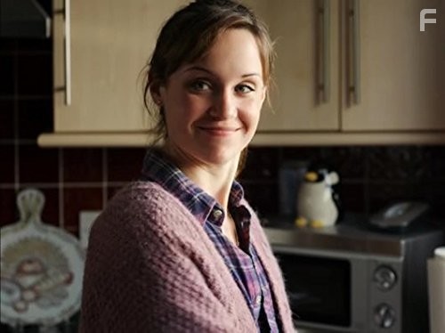 Молодая мамаша (2012)