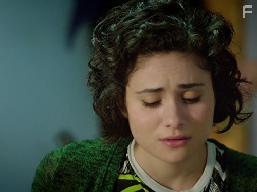 Молодая мамаша (2012)