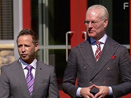 Tim Gunn and Jason Rusk in Проект Подиум (2004)