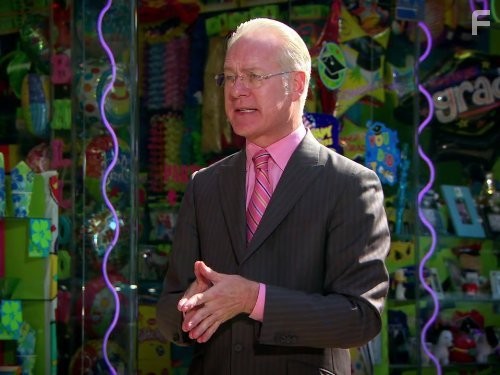 Tim Gunn in Проект Подиум (2004)