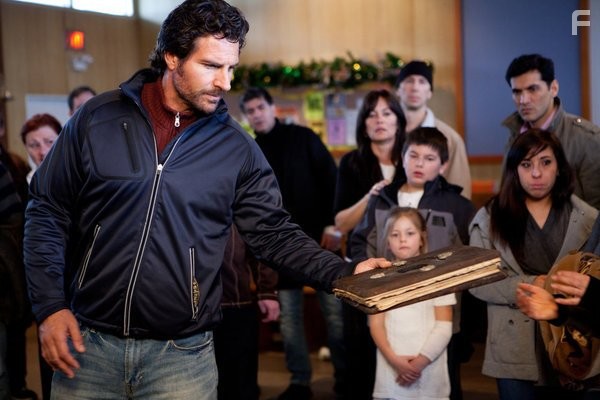Ed Quinn in Знамение Судного дня (2012)