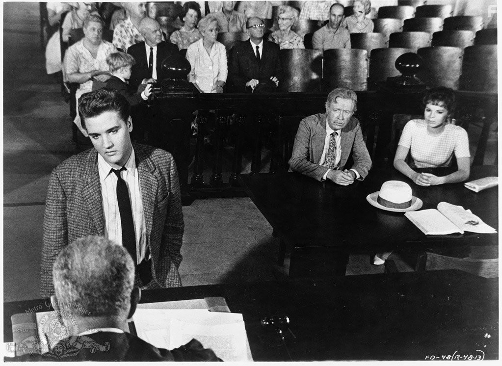 Elvis Presley and Anne Helm in Следуй за мечтой (1962)