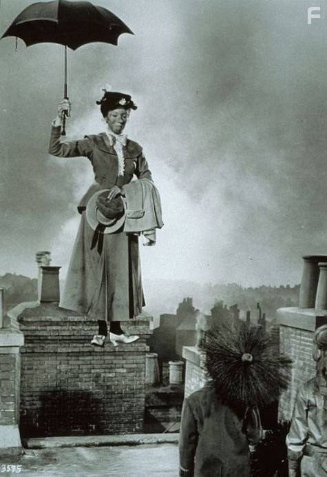 Julie Andrews in Мэри Поппинс (1964)