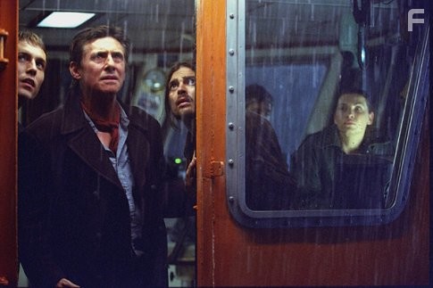 (l to r) Desmond Harrington, Gabriel Byrne, Karl Urban, and Julianna Margulies