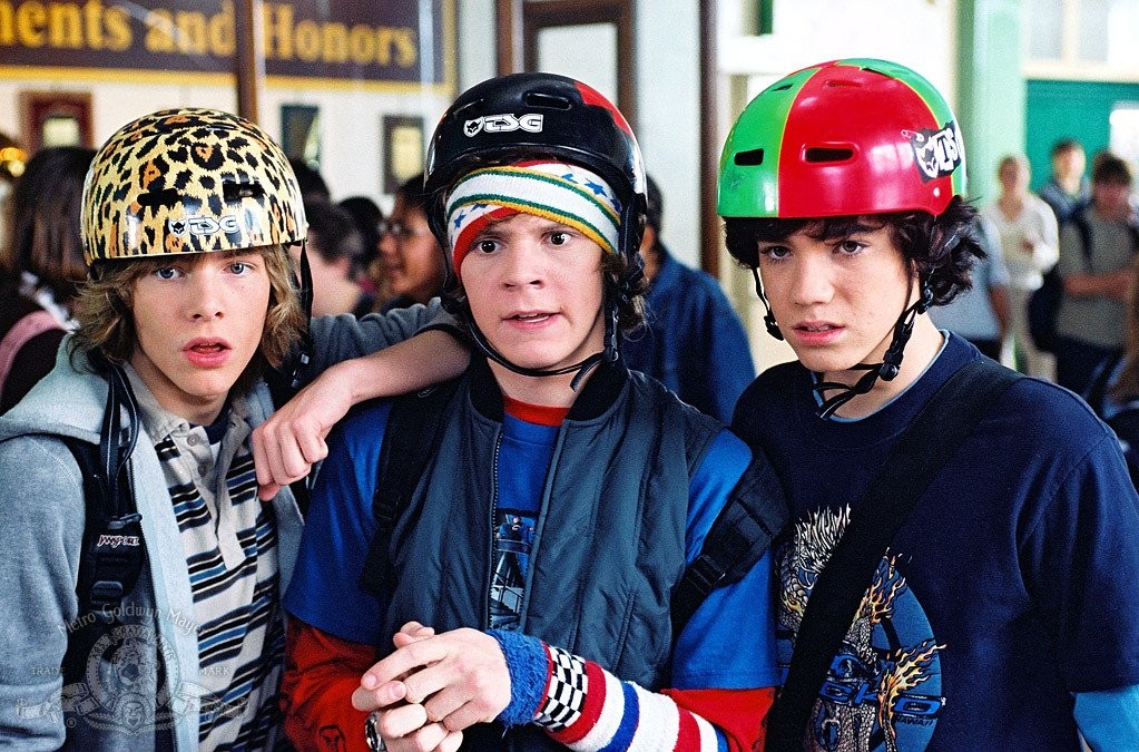 Evan Peters and Hunter Parrish in Ночная тусовка (2004)