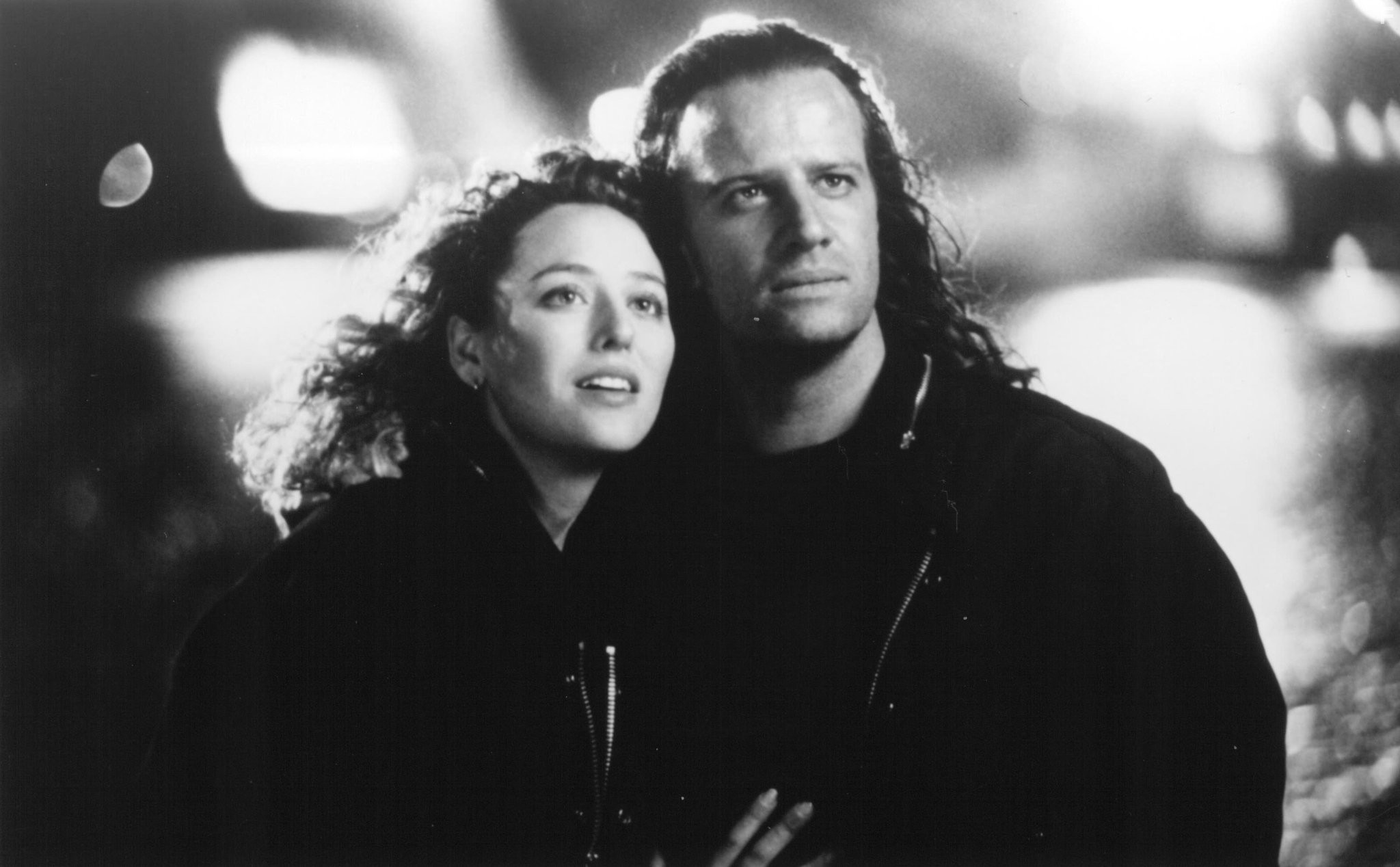 Christopher Lambert and Virginia Madsen in Горец 2: Оживление (1991)