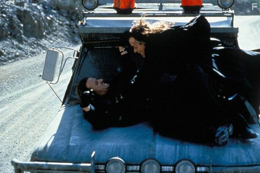 Michael Ironside and Christopher Lambert in Горец 2: Оживление (1991)