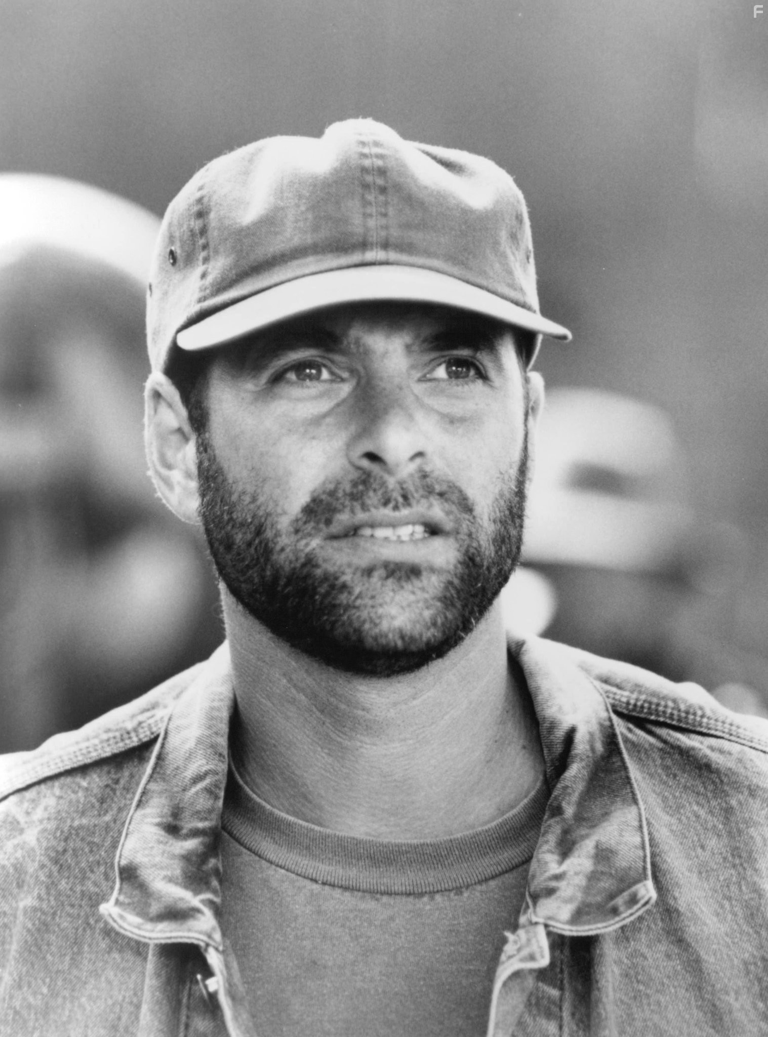 Ken Olin in Белый клык 2: Легенда о белом волке (1994)