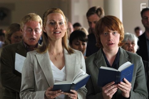 Laura Linney and Rupert Grint in Уроки вождения (2006)