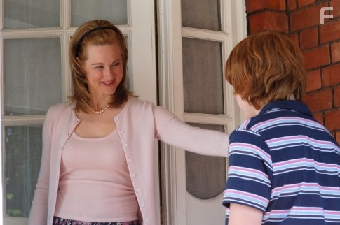 Laura Linney and Rupert Grint in Уроки вождения (2006)