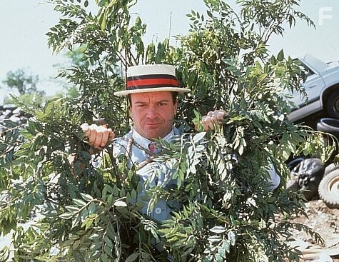 Tom Arnold in Семейка придурков (1996)