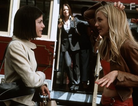 Cameron Diaz, Christina Applegate, and Selma Blair in Милашка (2002)
