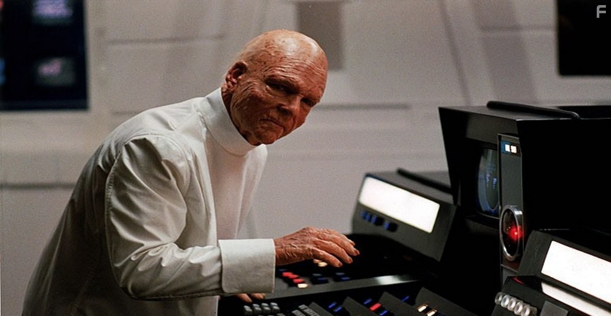 Keir Dullea in Космическая одиссея 2010 (1984)