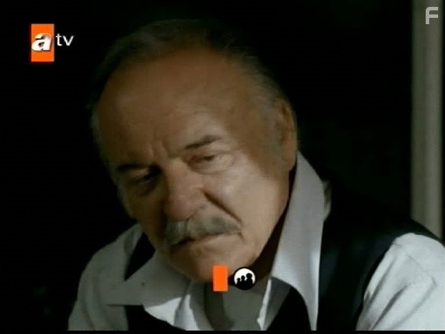 ?etin Tekindor in Дядя Кара (2012)