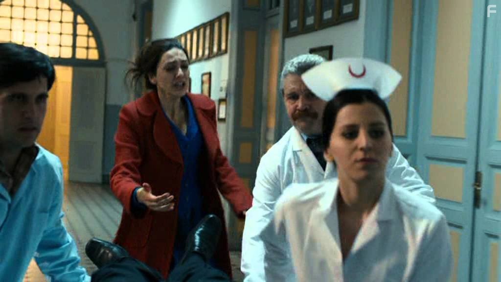 Berg?zar Korel in Дядя Кара (2012)