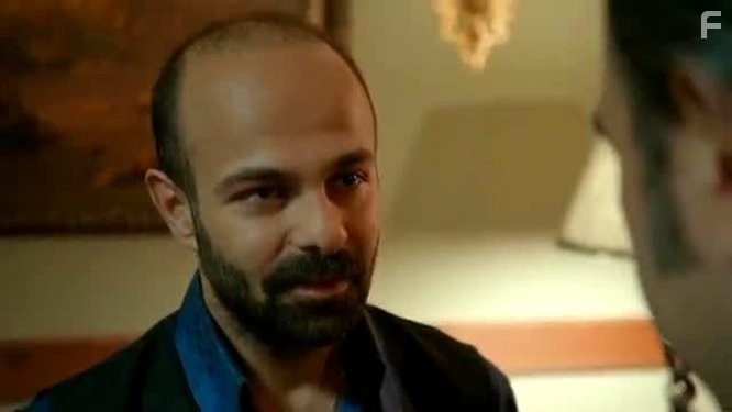 Erkan Avci in Дядя Кара (2012)