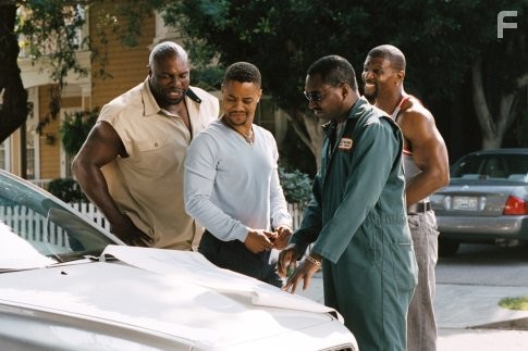 Cuba Gooding Jr., Eddie Murphy, Terry Crews, Clifton Powell, and Lester Speight in Уловки Норбита (2007)